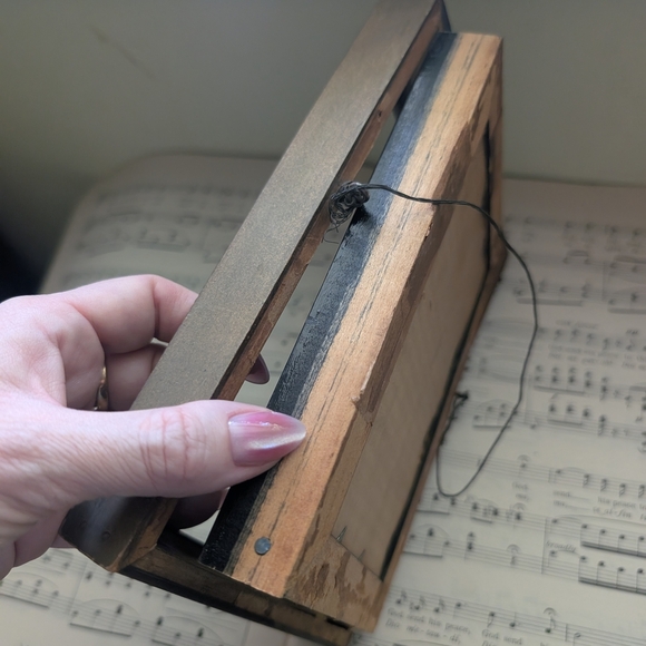 Framed Vintage Boy Portrait - Picture 9 of 9